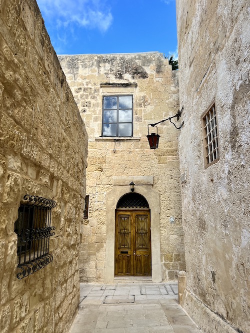 Mdina Malta alleyway