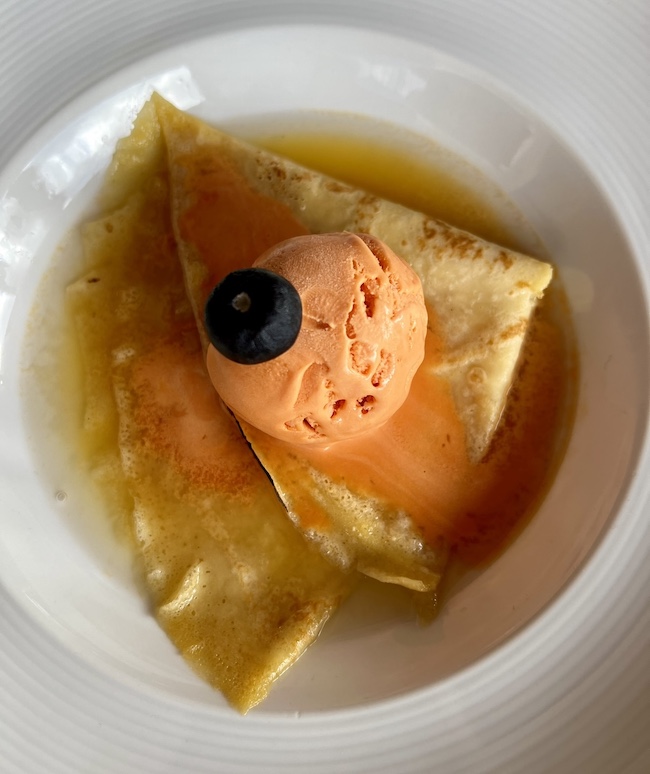 crepe con lucuma peruvian dish