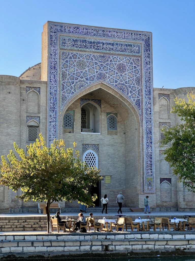 Bukhara Lyab-i Hauz Plaza Uzbekistan cities